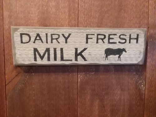 Dairy fresh milk (cow)